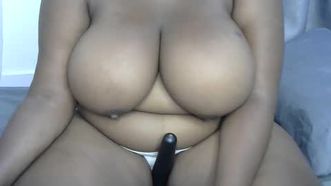 ginger_babes1 online show from 10.17.25