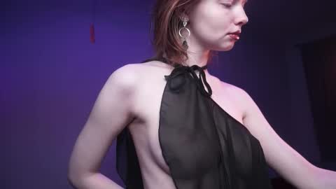        im expecting 350 thumbs up on my altar   online show from 11.14.25