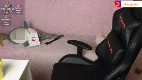 Snapshot of ginger_stay chatting on 12.24.24 Ginger online show from 12.24.24