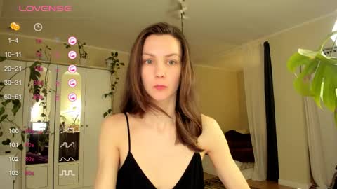 Snapshot of gingerbread__house chatting on 06.07.26 Vasilisa online show from 06.07.26