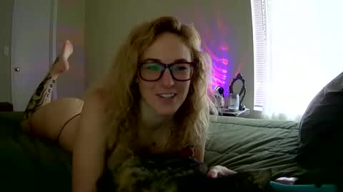 GingerGrand online show from 03.04.25