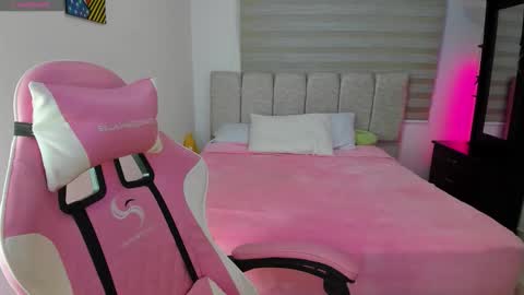 Sophie online show from 02.17.26