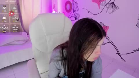 Kendall online show from 12.22.25