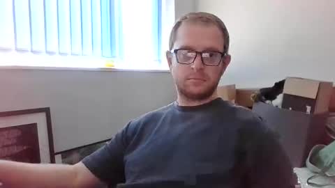 Snapshot of ginwood chatting on 04.29.26 ginwood online show from 04.29.26