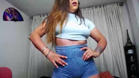 Snapshot of gio_gio44 chatting on 10.26.25 Giorgia online show from 10.26.25