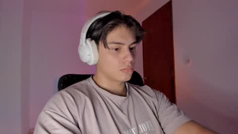 Snapshot of gio_russo chatting on 02.05.26 GioRusso online show from 02.05.26