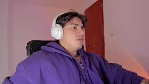 Snapshot of gio_russo chatting on 02.27.26 GioRusso online show from 02.27.26