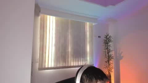 Snapshot of gio_russo chatting on 06.15.26 GioRusso online show from 06.15.26