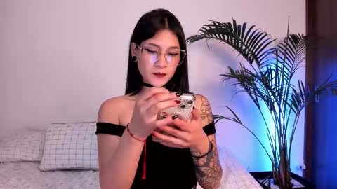 Gigi o Giorgi  online show from 10.15.25