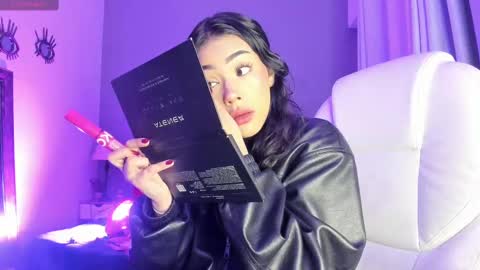 Giovanna  online show from 10.09.25