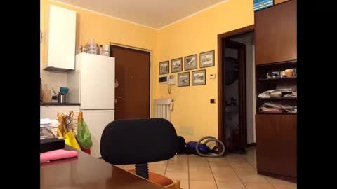 giovanni_1964 online show from 04.14.26