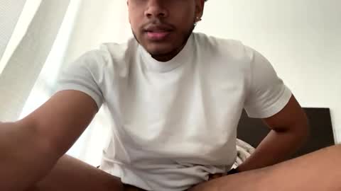 giraldosan320 online show from 11.14.25