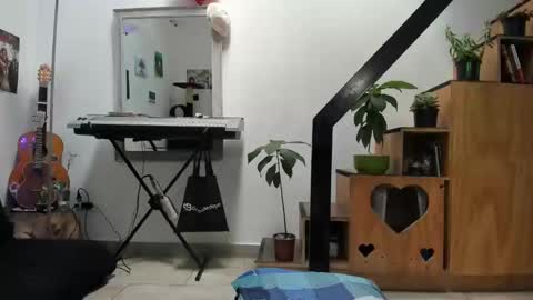 girasol1921 online show from 12.07.24