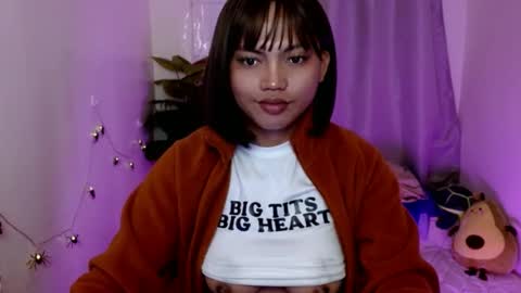 YOUR GIRL AXIE online show from 01.26.25