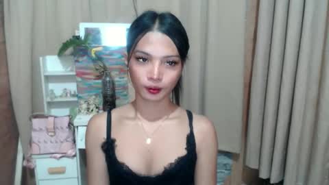 Aisha online show from 09.22.25