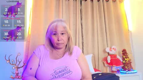 Girl Amada online show from 11.24.25