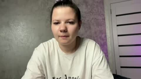 Snapshot of girl_cute07 chatting on 07.02.26 girl_cute07 online show from 07.02.26