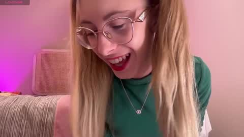 Nikki online show from 12.23.24