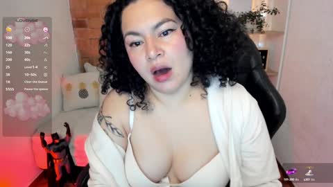 Snapshot of girl_inline chatting on 02.18.25 girl_inline online show from 02.18.25