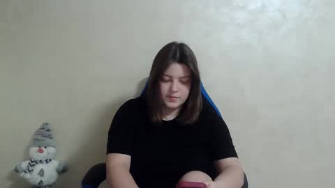 girl_leya online show from 12.27.24