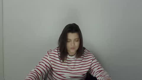 girl_leya online show from 10.04.25