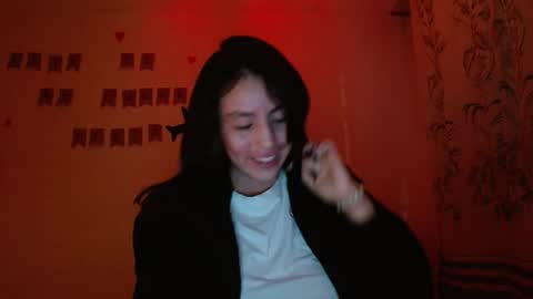 Snapshot of girl_marvel1 chatting on 11.06.25 Alejandra online show from 11.06.25