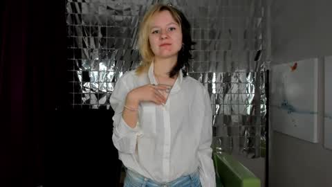 girl_next_doorr online show from 01.04.25