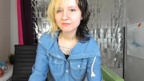 girl_next_doorr online show from 01.12.25