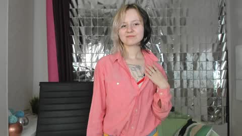girl_next_doorr online show from 01.21.25