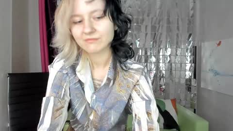 girl_next_doorr online show from 01.28.25