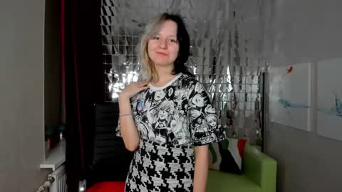 girl_next_doorr online show from 02.04.25