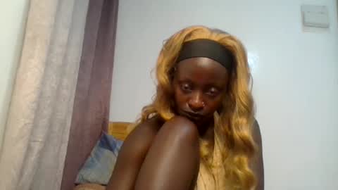Snapshot of girl_shani chatting on 04.10.26 girl_shani online show from 04.10.26