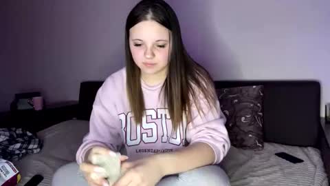 girl_shy07 online show from 04.10.26