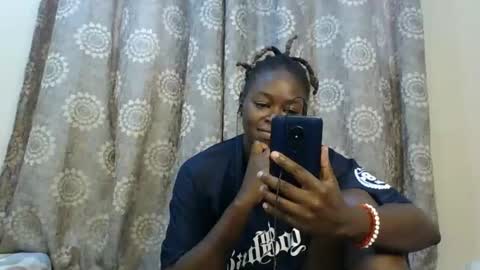 Snapshot of girlnextdoor60 chatting on 11.06.25 Sexy online show from 11.06.25