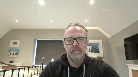 girlsandbikes online show from 02.06.25