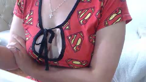 Victoria online show from 12.20.25