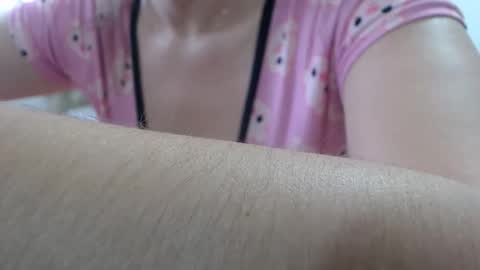 Victoria online show from 12.22.25