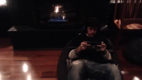 Snapshot of girthwayne chatting on 12.12.24 croyal09 online show from 12.12.24