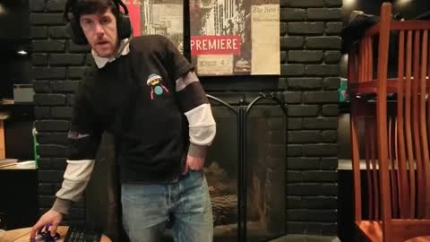 Snapshot of girthwayne chatting on 12.14.24 croyal09 online show from 12.14.24