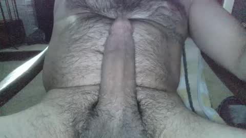 Snapshot of girthyhunguy chatting on 02.04.25 girthyhunguy online show from 02.04.25