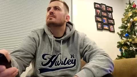 Snapshot of girthylax51 chatting on 01.04.25 BIG K online show from 01.04.25