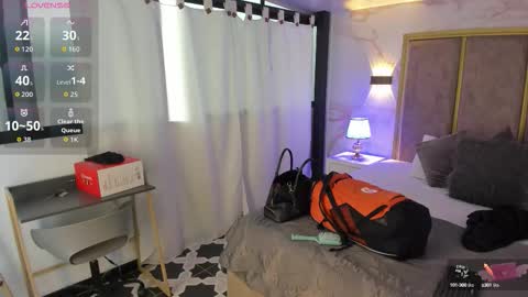     online show from 09.12.25