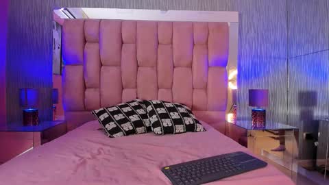 giselle_louise online show from 01.14.26