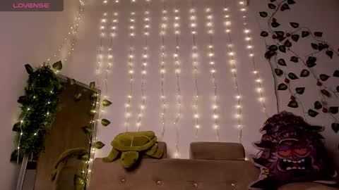 GiuliaCash online show from 12.17.25