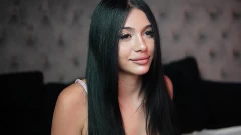  Giulia  online show from 09.23.25