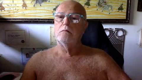 Snapshot of giutomma930394 chatting on 06.26.26 giutomma930394 online show from 06.26.26