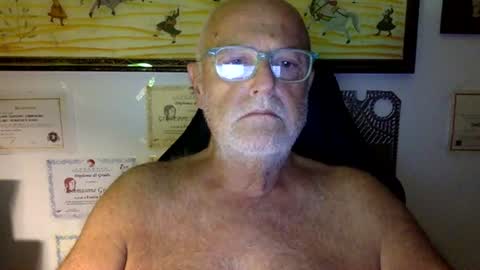 Snapshot of giutomma930394 chatting on 06.28.26 giutomma930394 online show from 06.28.26