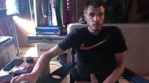 Snapshot of gizmomaster chatting on 09.26.25 dutch rave guy c2c dutch online show from 09.26.25