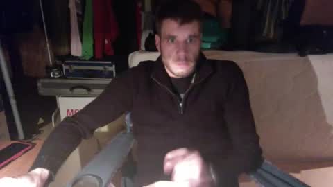 Snapshot of gizmomaster chatting on 10.23.25 dutch rave guy c2c dutch online show from 10.23.25