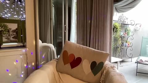 Snapshot of gl1tter_barbie chatting on 02.03.25 Gl1tter Barbie online show from 02.03.25